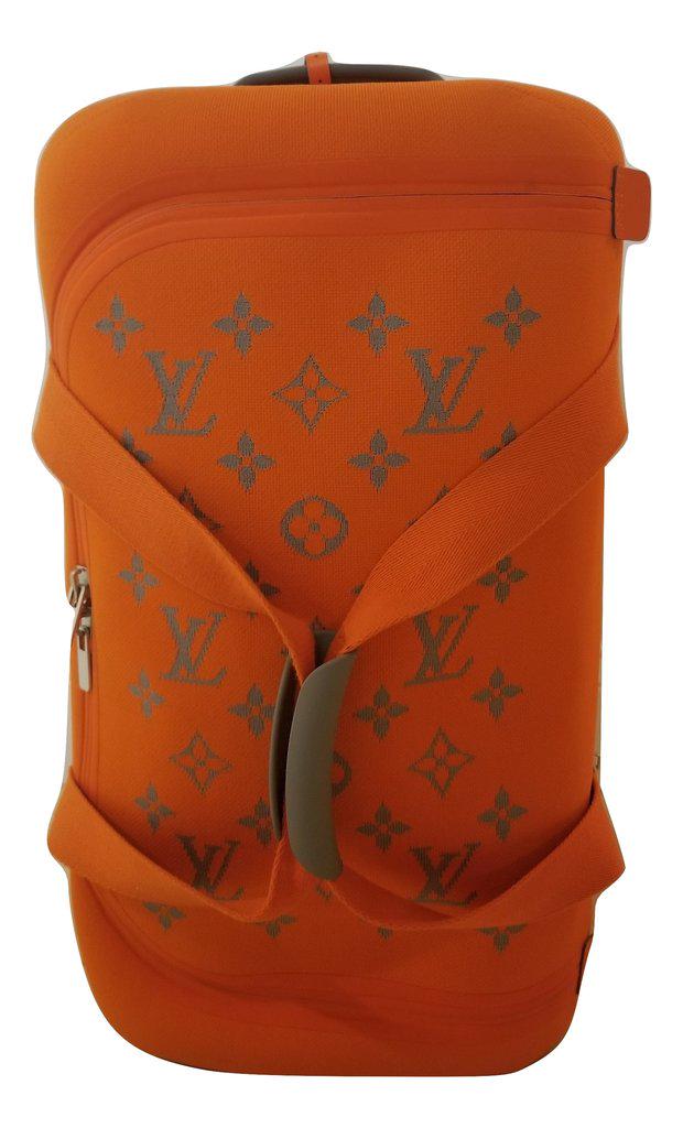 Louis Vuitton Horizon Lightweight Rolling Luggage Soft Mar 14, 2021