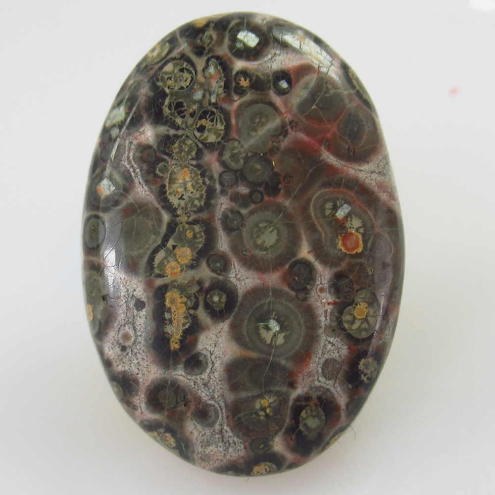 25.93 Cts Natural Jasper Quartz: No Reserve! Title: 25.93 Cts Natural Jasper Quartz Additional Information: Gemstone Gemstones: Quartz Carat Weights: 25.93 Size/Dimensions: 30.00 x 20.00 x 5.00 mm Additional Information: Shape - Oval