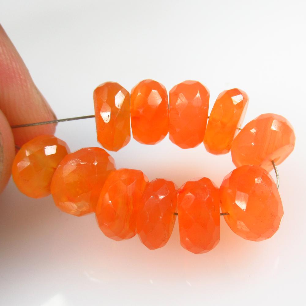 33.88 Ct Natural 11 Drilled Orange Carnelian Round: No Reserve! Title: 33.88 Ct Natural 11 Drilled Orange Carnelian Round Beads Stone Clarity: Semi-Transparent Gemstones: Natural Carnelian Beads Carat Weights: 33.88 Size/Dimensions: 7.90 - 9.30 mm / 11