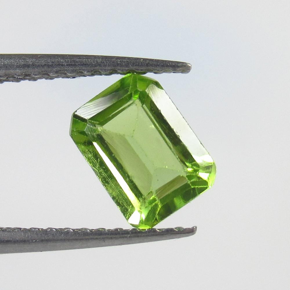 1.10 Ct Natural Peridot Octagon Cut (1 of 2)