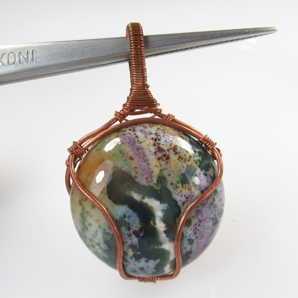 9.43g Natural Jasper With Pedant: No Reserve! Title: 9.43g Natural Jasper With Pedant Stone Clarity: Opaque Gemstones: Natural Jasper Carat Weights: 9.43g Size/Dimensions: 25.00 x 25.00 x 9.50 mm Additional Information: Excellent Peda