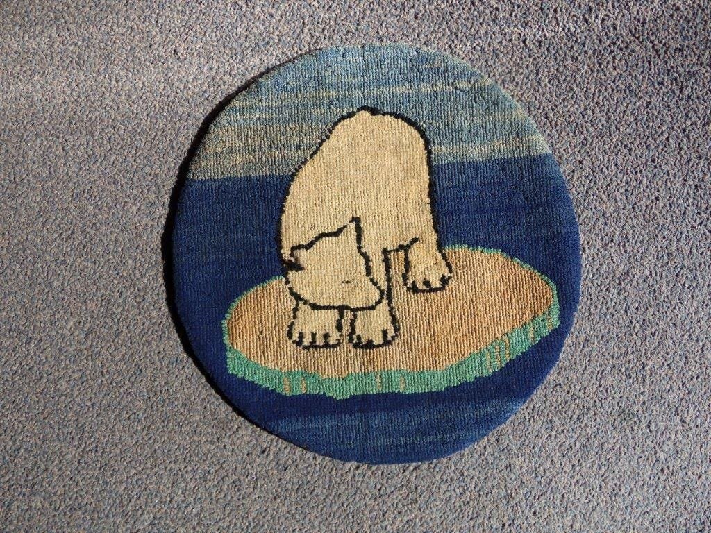 10" Diameter Early 30's Grenfell Mission Mat (1 of 2)