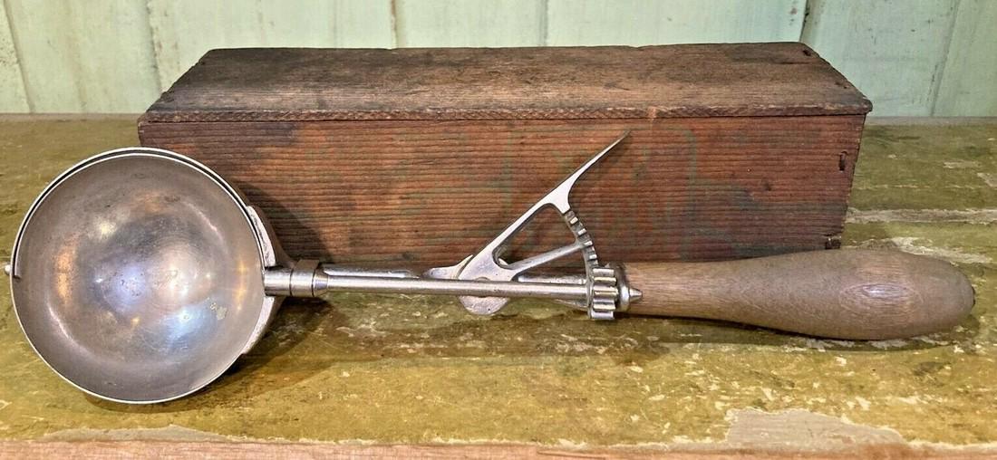 Gilchrist ice cream scoop deals