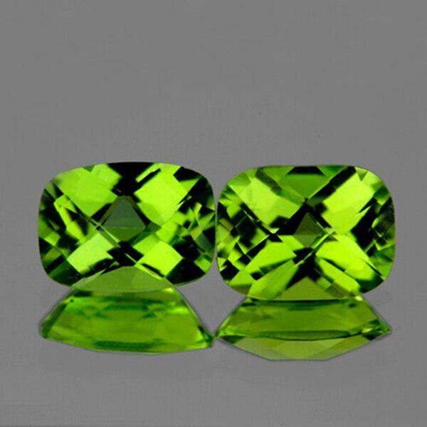 9x7 mm CUSHION CHECKER 2 PIECES NATURAL GREEN PERIDOT: Title: 9x7 mm CUSHION CHECKER 2 PIECES NATURAL GREEN PERIDOT [VVS] Color/Clarity: green/VVS Gemstone Type: natural/unheated Carat Weights: 3.76 Size/Dimensions: 9x7 mm Additional Information: Please ,