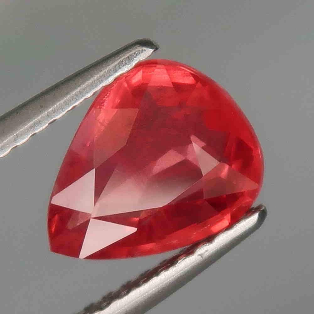 2,46 ct Rare Color! Natural Red Sapphire 2,46 ct (1 of 2)