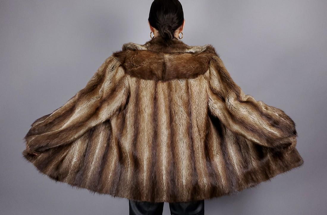 BEIGE BROWN BISAM FUR JACKET (1 of 9)