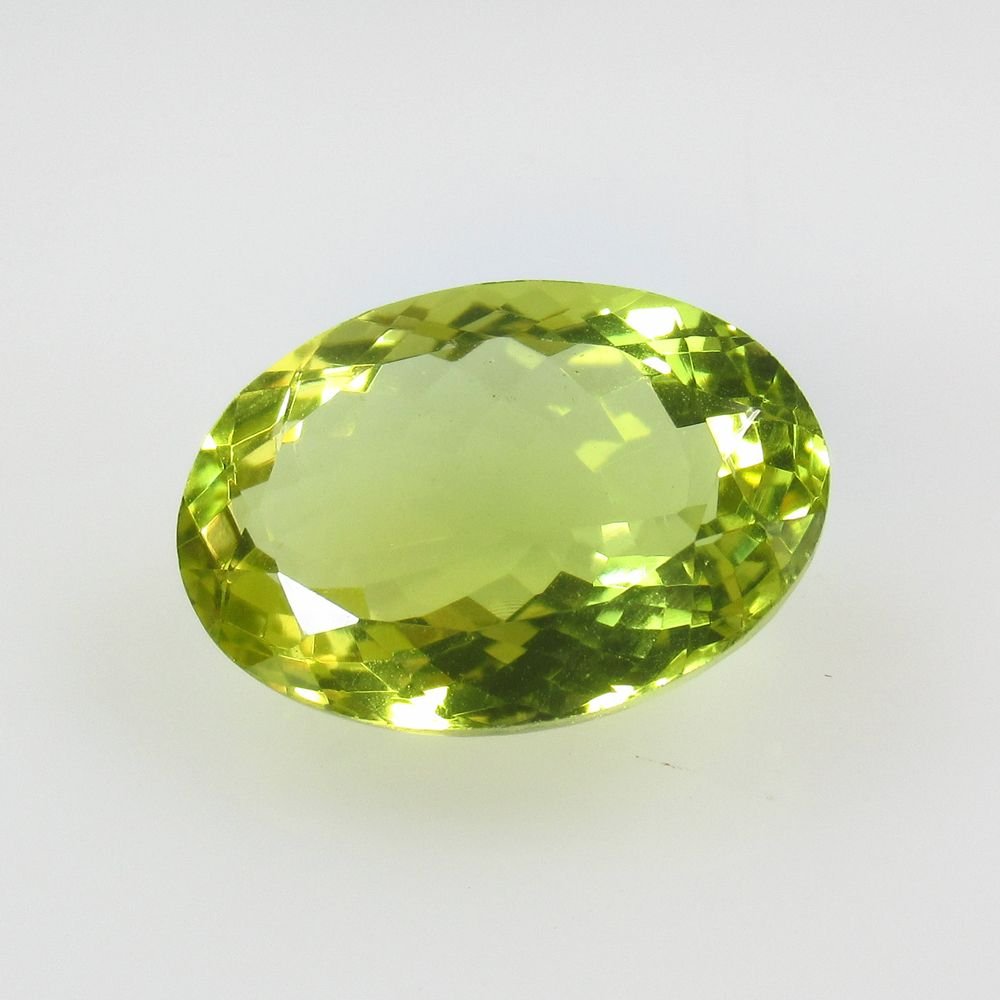12.10 Ct Natural Lemon Quartz Oval Cut: No Reserve! Title: 12.10 Ct Natural Lemon Quartz Oval Cut Stone Clarity: VVS Gemstone: Natural Lemon Quartz Carat Weight: 12.10 Size/Dimensions: 18.30 x 13.10 x 8.30 mm Additional Information: Good Lu