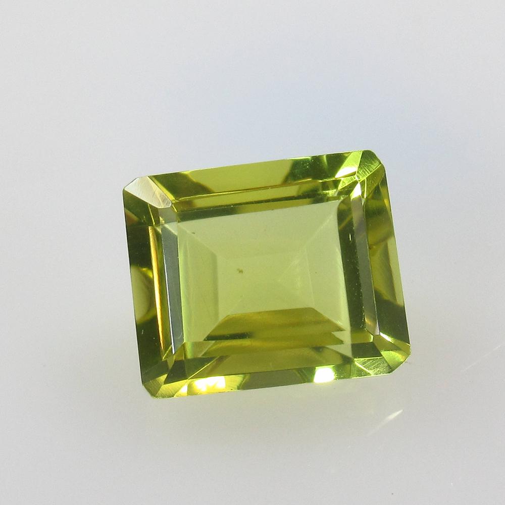 5.74 Ct Natural Lemon Quartz Octagon Cut: No Reserve! Title: 5.74 Ct Natural Lemon Quartz Octagon Cut Stone Clarity: VVS Gemstone: Natural Lemon Quartz Carat Weight: 5.74 Size/Dimensions: 11.70 x 9.80 x 6.90 mm Additional Information: Good Lu