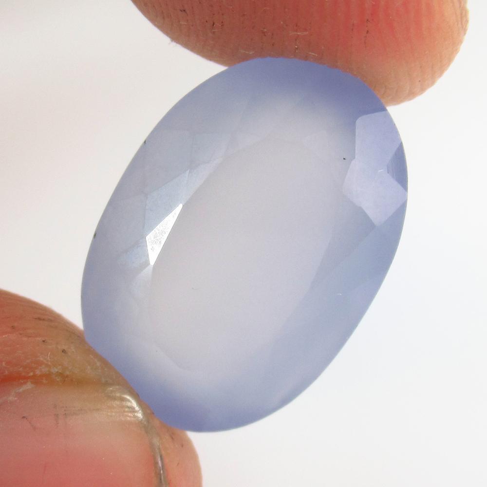 13.95 Ct Natural Chalcedony Oval Cut (1 of 2)