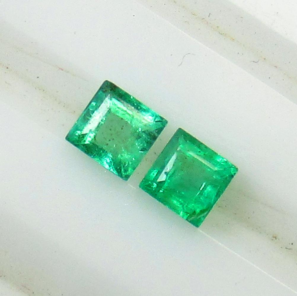 0.44 Ct Natural Zambian Emerald Sqaure Pair (1 of 2)