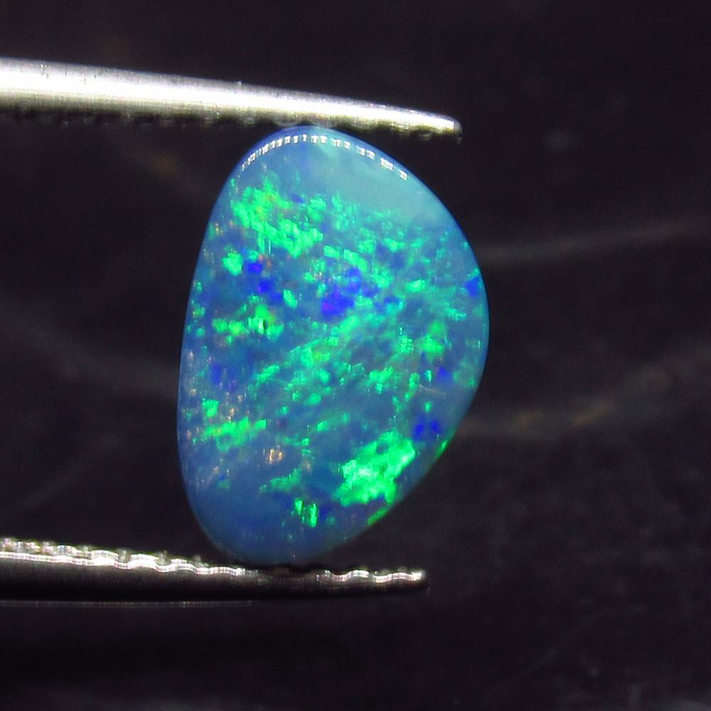 1.84 Ct Natural Australian Doublet Opal Oval Cabochon (1 of 2)