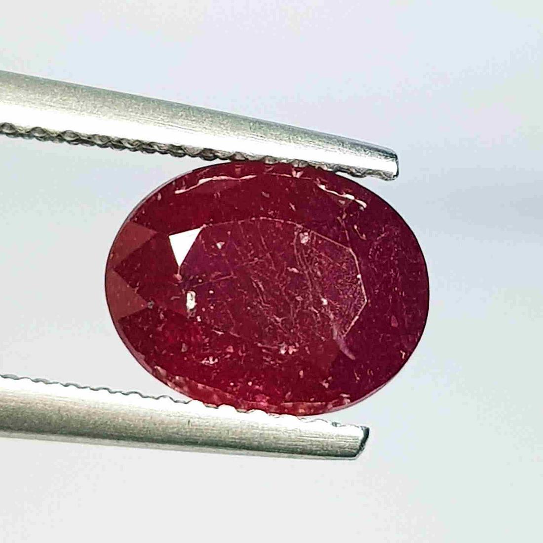 3.25 Ct  Natural Ruby Oval Cut (1 of 5)