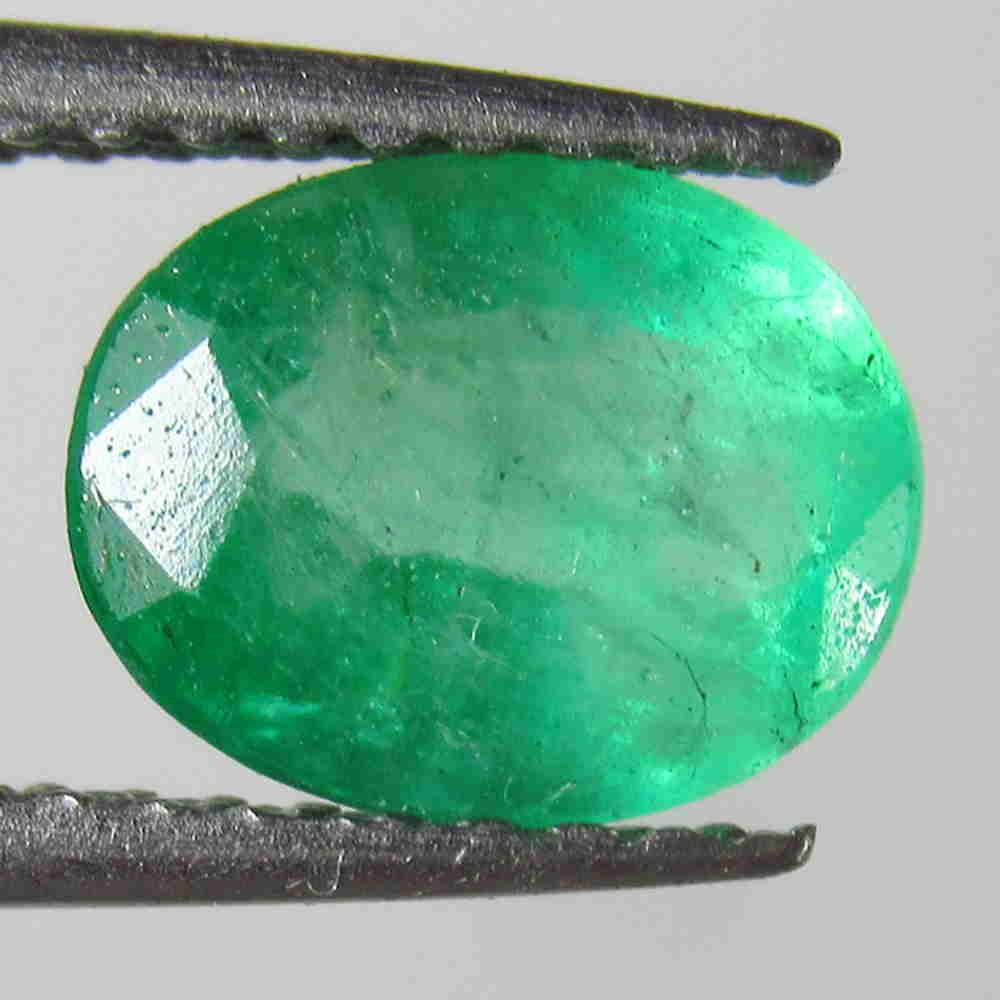 1.39 Cts Natural Emerald (1 of 2)