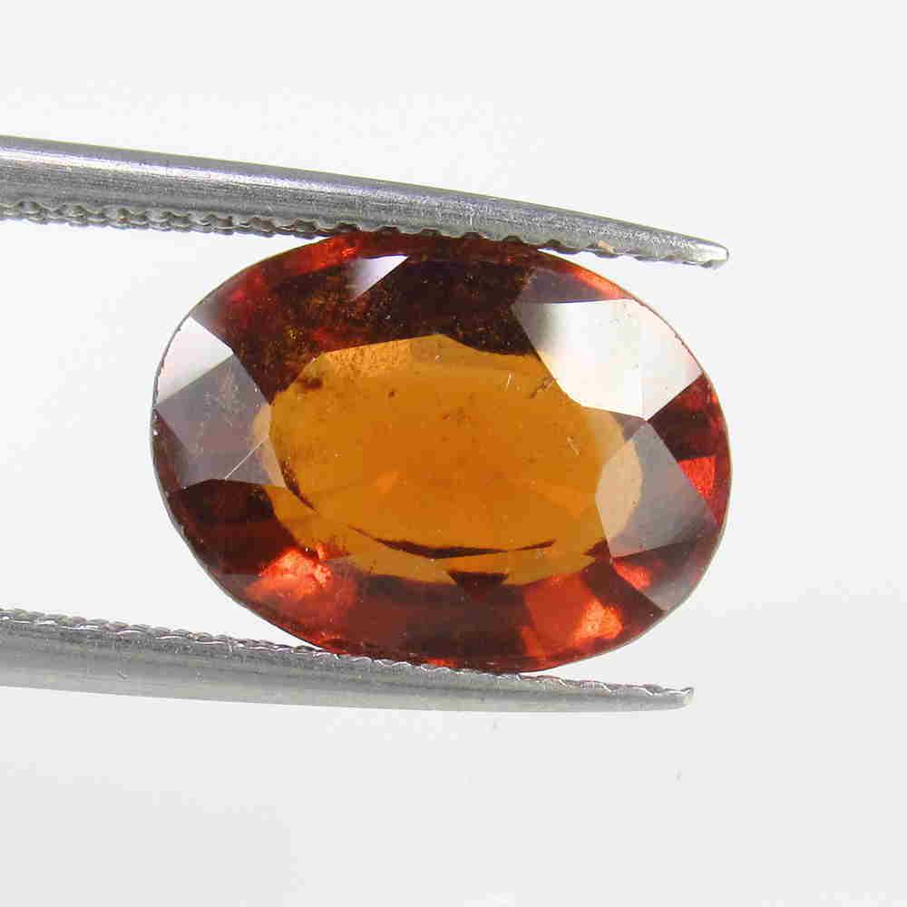 4.83 Cts Natural Garnet (1 of 2)