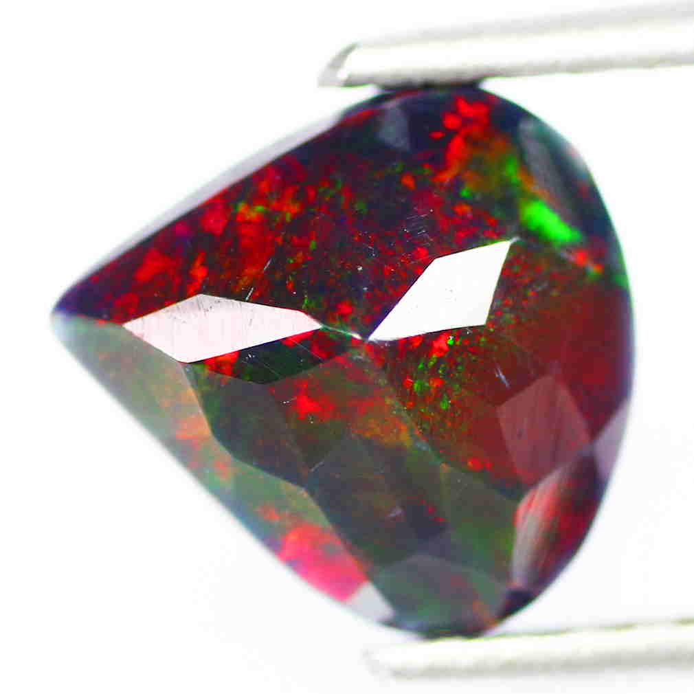 1.37 ct 3D harlequin black fire opal (1 of 2)
