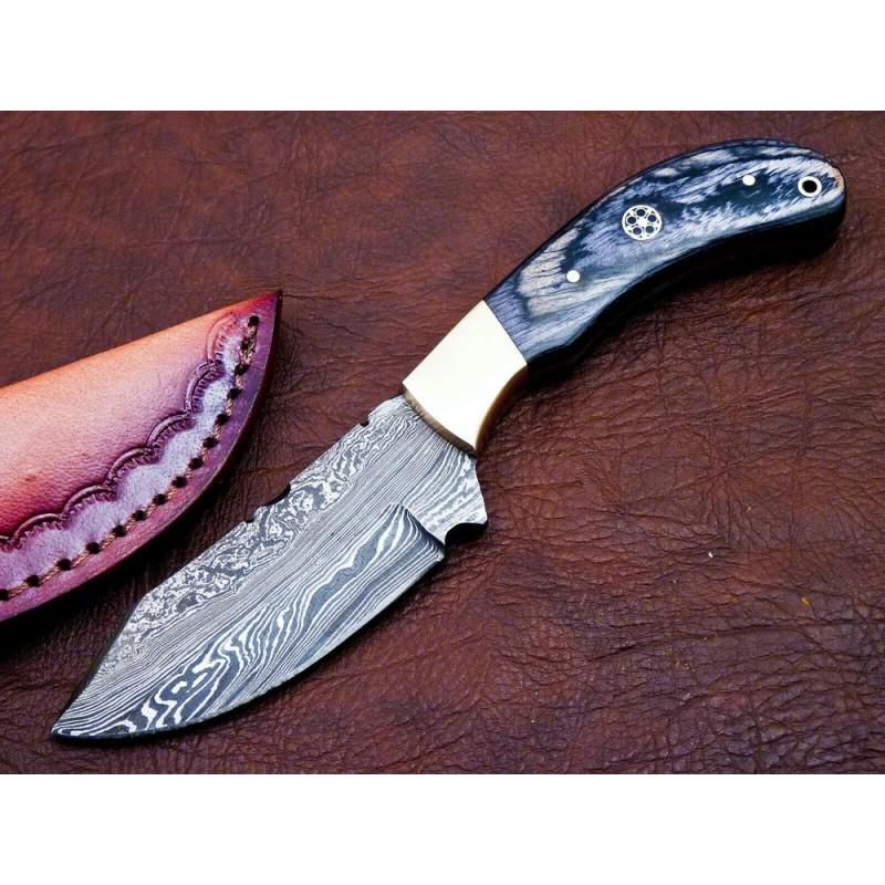 Full tang damascus steel knife hiking camel bone: Knife "Columbia" Damascus knives are very durable, look great and keep sharpness perfectly. Damascus steel has high quality contents to give it an excellent edge and sharp cutting ability. The blade r
