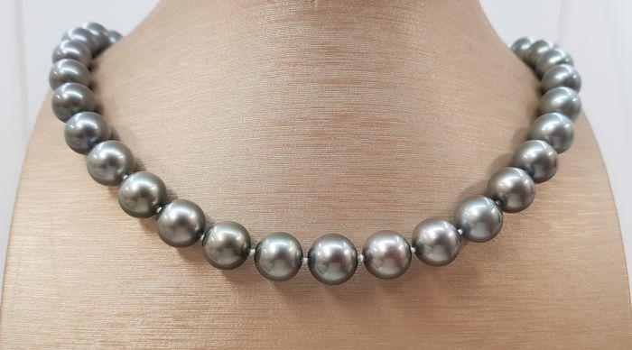 10x11mm Round Grey - Green Tahitian Pearls - Necklace: Title: 10x11mm Round Grey - Green Tahitian Pearls - Necklace Description: A beautiful pearl necklace, with grey-green Tahitian pearls that will create a chic and sophisticated look for the daytime or 
