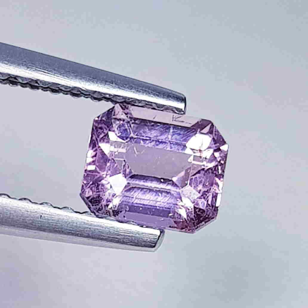 Natural Spinel Emerald Cut 0.95 ct (1 of 5)