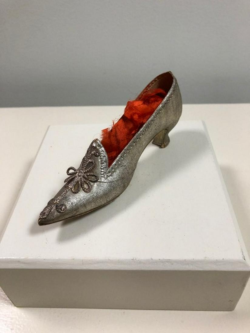 Dresden Christmas Tree Ornament Shoe (1 of 3)