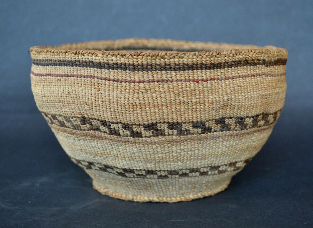 Fine Modoc Basket (1 of 5)