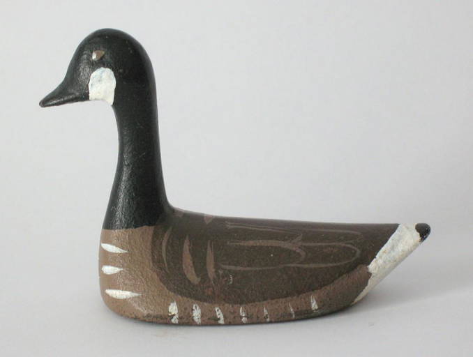 Vintage Cast Iron Canada Goose Paperweight