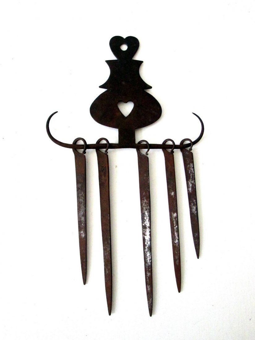 Exceptional Forged Skewer Set (1 of 10)