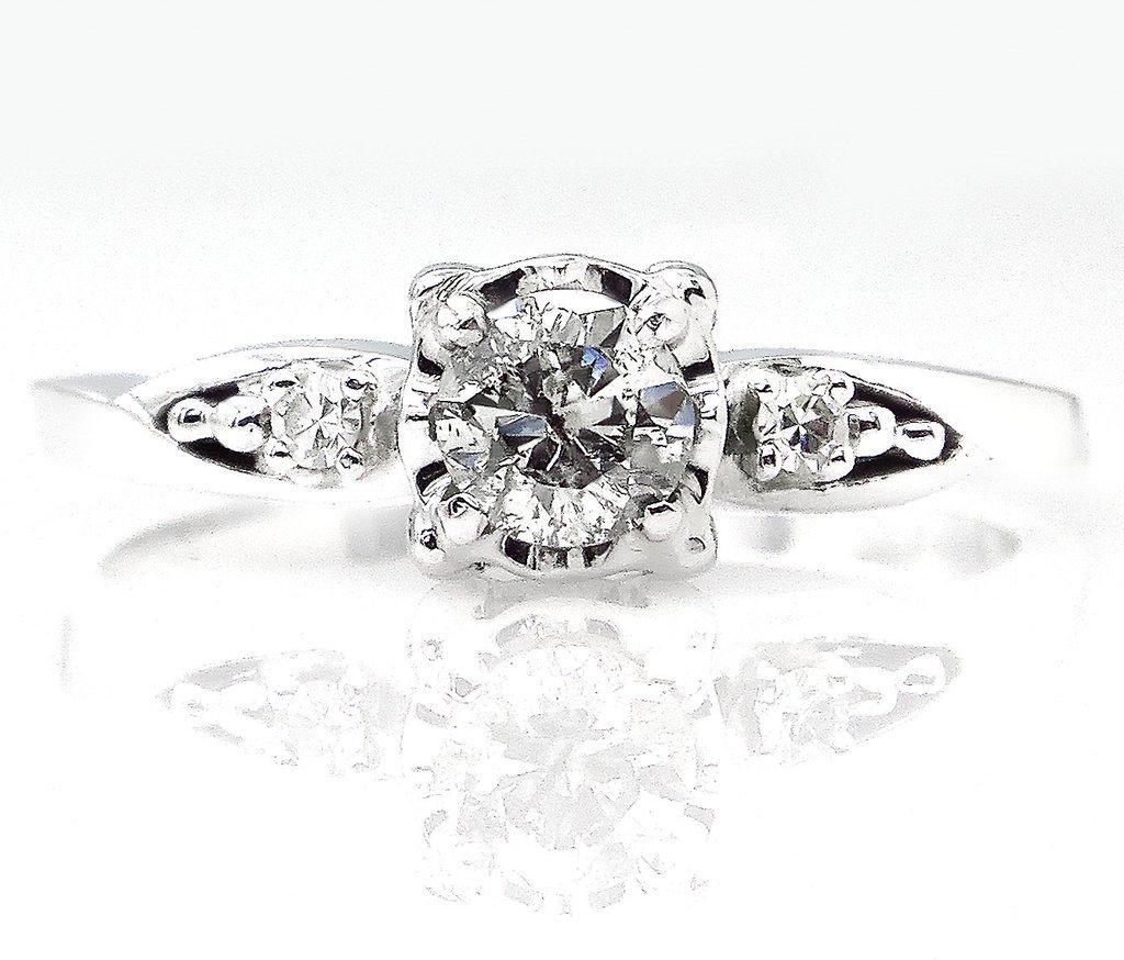 Antique Vintage Art Deco 0.37ctw ROUND Cut Diamond (1 of 1)