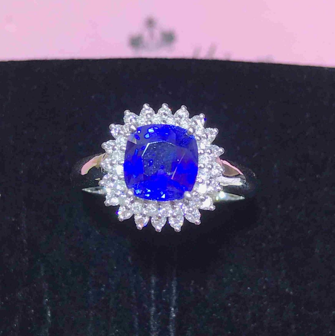 18K White Gold 1.86ct Sapphire & diamond Ring (1 of 4)
