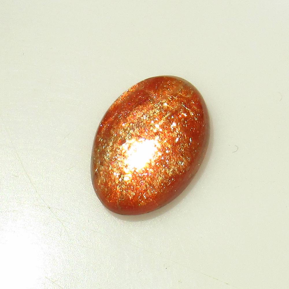 4.75 Ct Natural Sunstone Oval Cab: No Reserve! Title: 4.75 Ct Natural Sunstone Oval Cab Stone Clarity:Opaque Gemstone: Natural Sunstone Carat Weight: 4.75 Size/Dimensions: 13.80 x 10.00 x 5.00 mm Additional Information: Excellent Oval