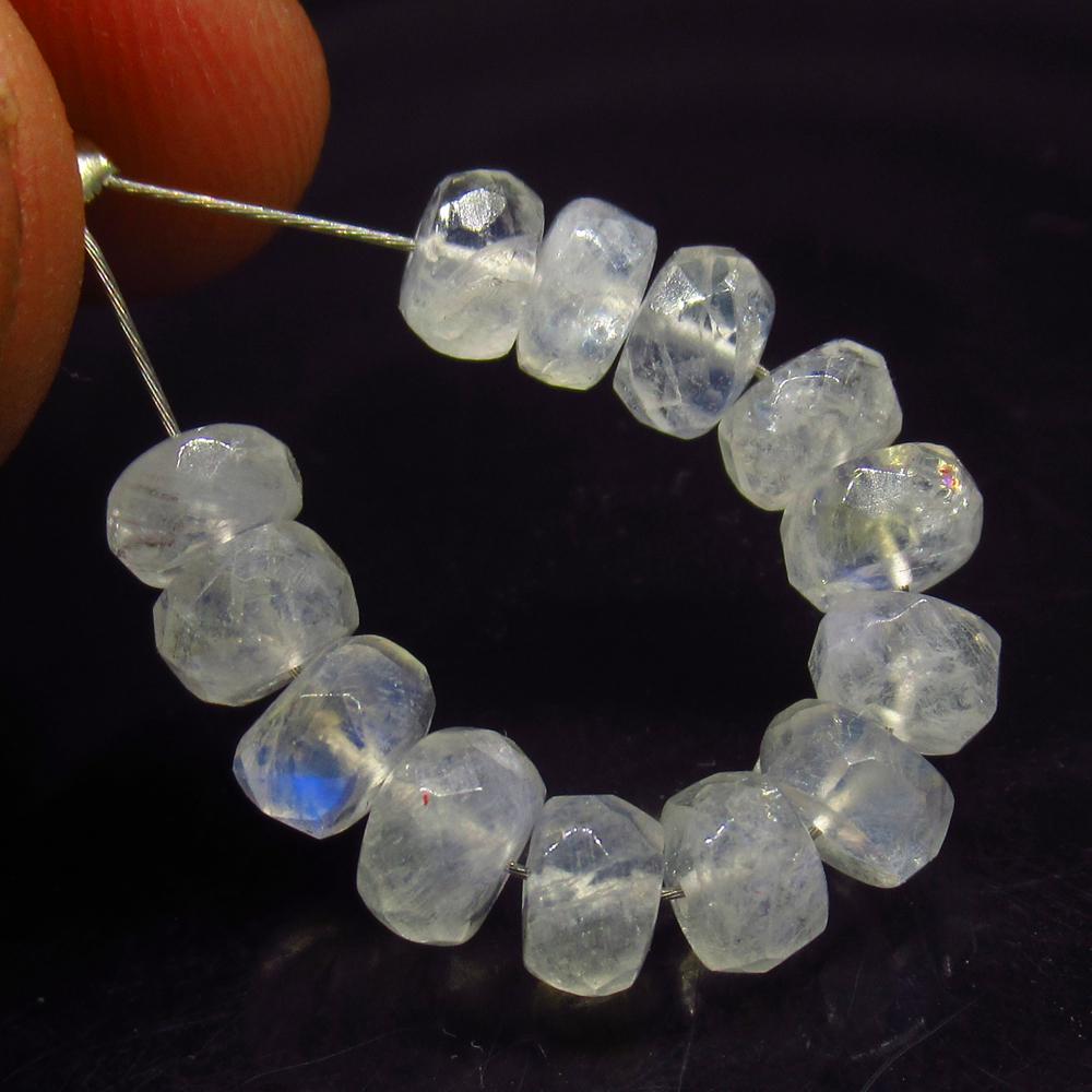 9.48 Ct Natural 13 Drilled Blue Moonstone Round Beads: No Reserve! Title: 9.48 Ct Natural 13 Drilled Blue Moonstone Round Beads Stone Clarity:Translucent Gemstone: Natural Moonstone Beads Carat Weight: 9.48 Size/Dimensions: 4.80 to 5.50 mm / 13 PC's Addit
