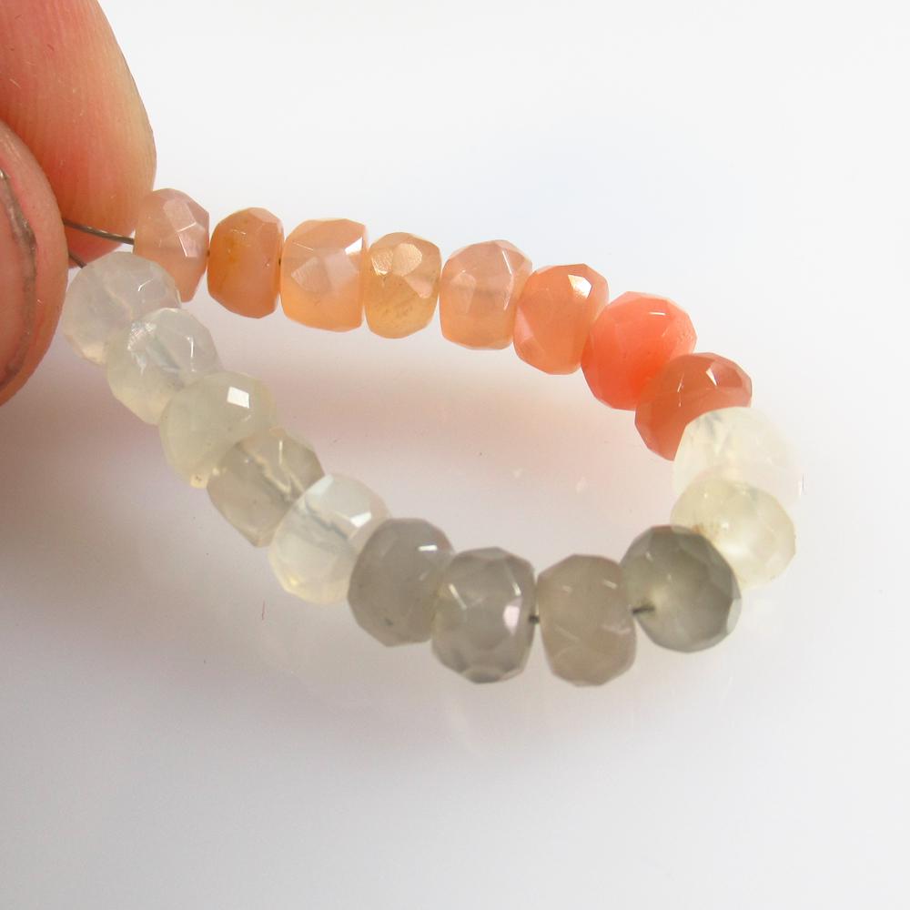 14.80 Ct Natural 19 Drilled Moonstone Round Beads (1 of 2)