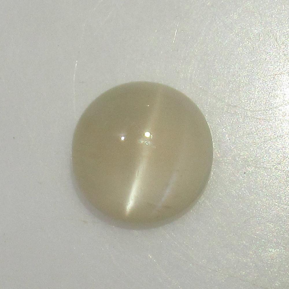3.08 Ct Natural Moonstone Round Cab: No Reserve! Title: 3.08 Ct Natural Moonstone Round Cab Stone Clarity:Opaque Gemstone: Natural Moonstone Carat Weight: 3.08 Size/Dimensions: 10.00 x 10.00 x 4.40 mm Additional Information: Nice Round C