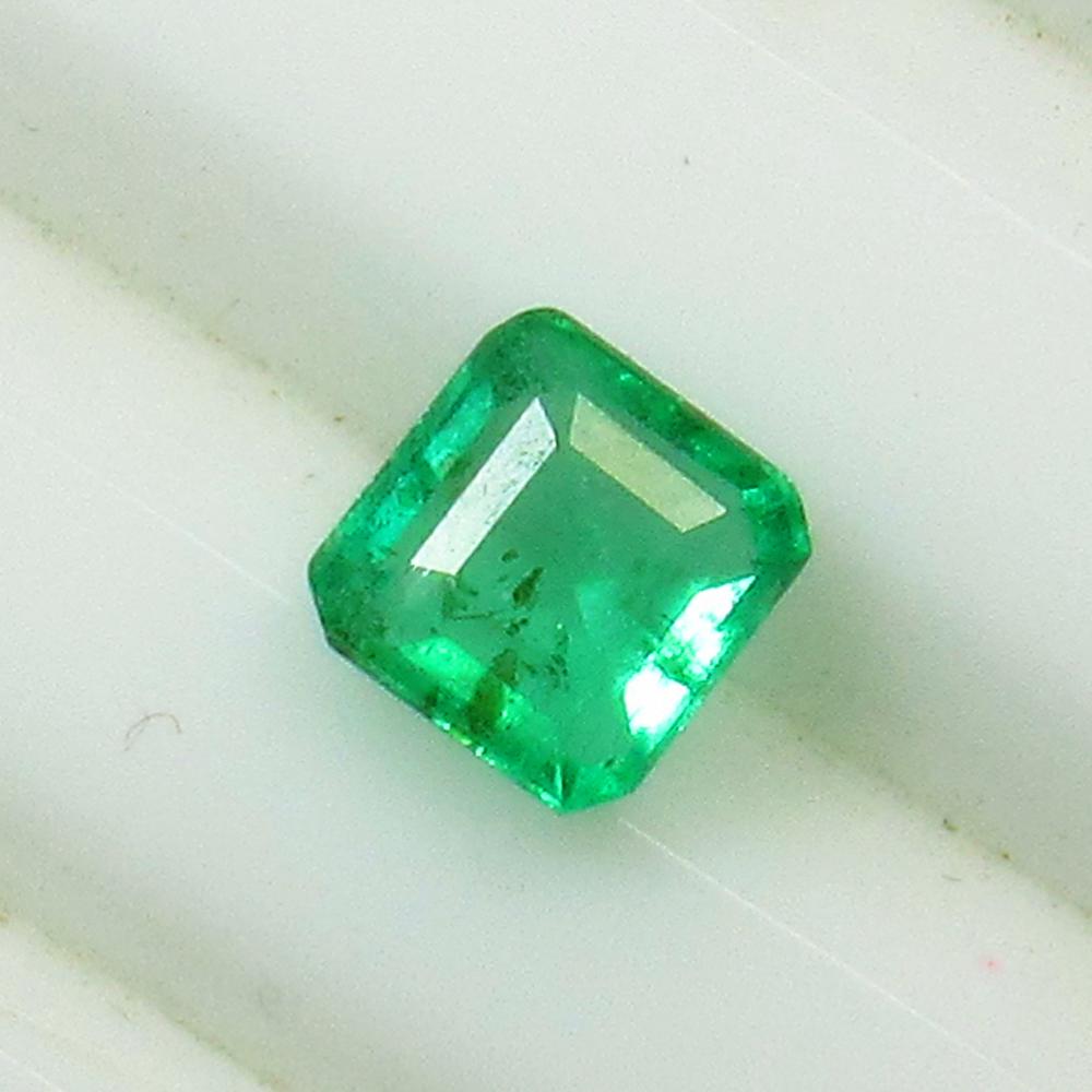 0.90 Ct Natural Zambian Emerald Octagon Cut (1 of 2)