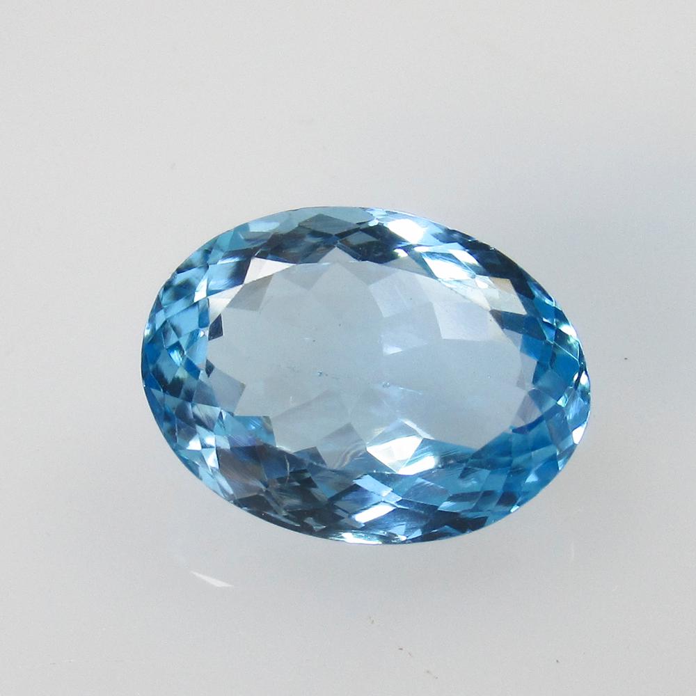 8.10 Ct Natural Blue Topaz Oval Cut (1 of 2)