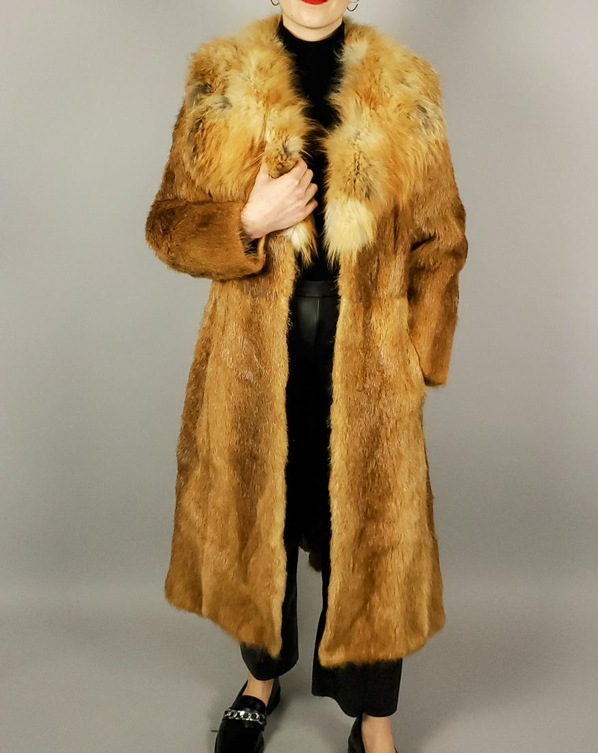 Red Fox Fur Coat Size M (1 of 11)