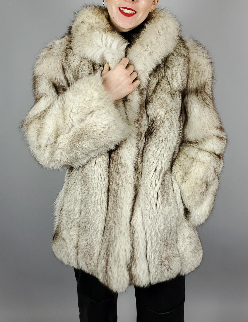 Blue Fox Fur Coat Size M (1 of 10)