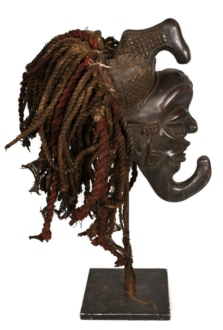 Mask – Wood, Rope – Chokwe – Congo DRC (1 of 8)
