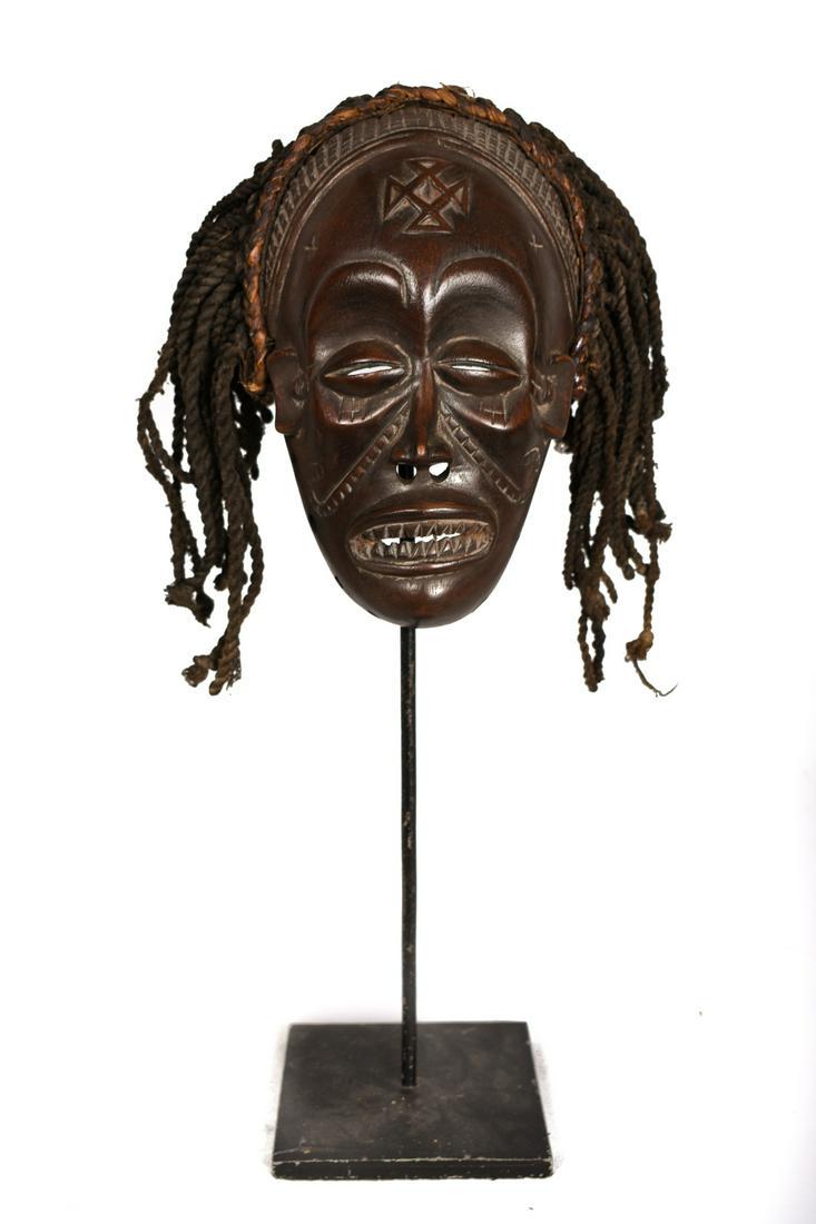 Mask – Wood – Mwana Pwo – Chokwe – DR Congo (1 of 7)