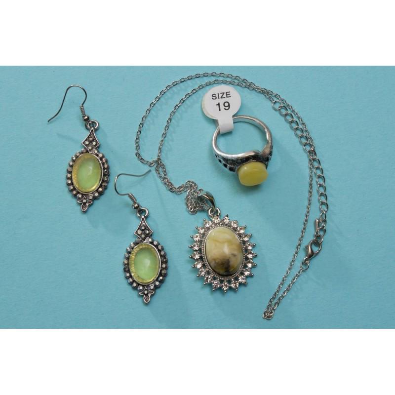 23g Baltic amber set of necklace, earrings, ring (1 of 11)