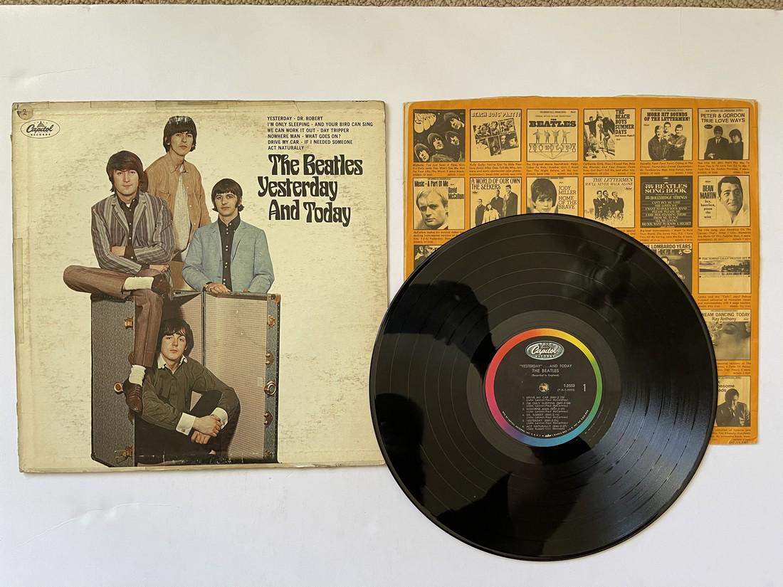 THE BEATLES - YESTERDAY and TODAY: Title: THE BEATLES - YESTERDAY and TODAY Additional Information: https://www.discogs.com/ The-Beatles-Yesterday-And-Today/release/1763354. The Beatles – Yesterday And Today Label: Capitol Records ��