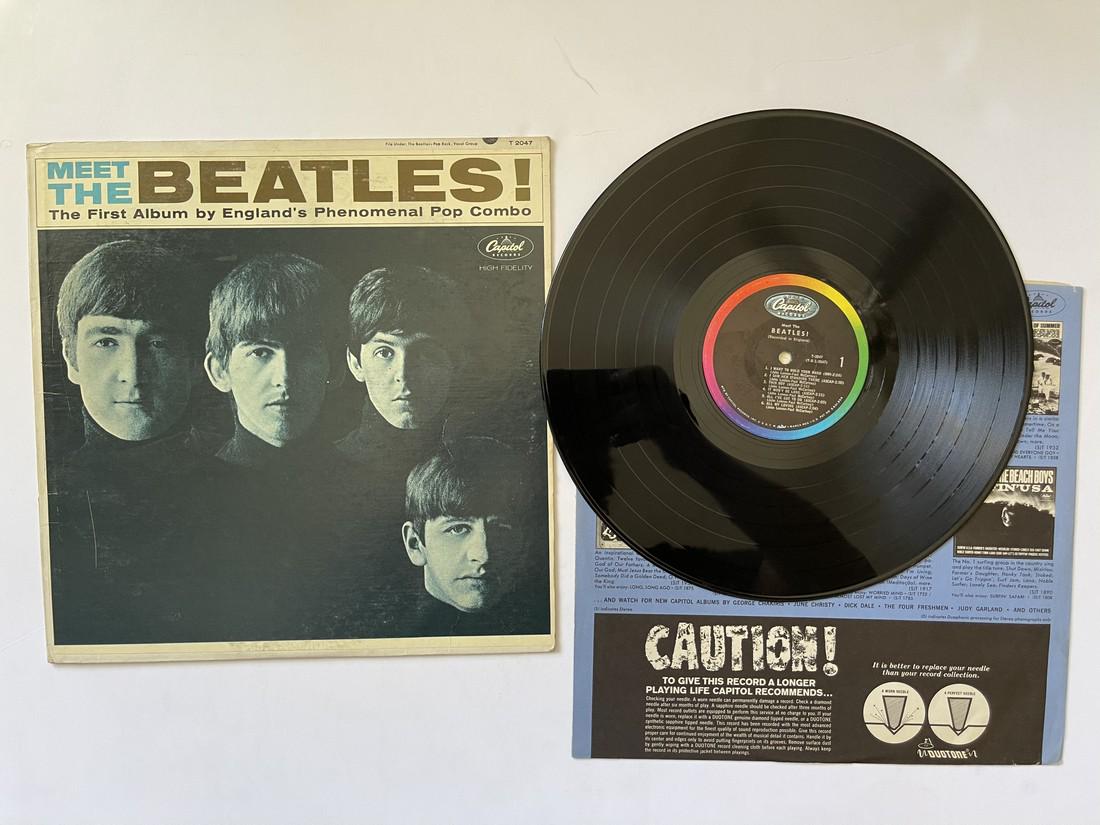 THE BEATLES - MEET THE BEATLES: Title: THE BEATLES - MEET THE BEATLES Additional Information: The Beatles – Meet The Beatles! Label: Capitol Records – T 2047, Capitol Records – T-2047 Format: Vinyl, LP, Album, Mono, Los Angele