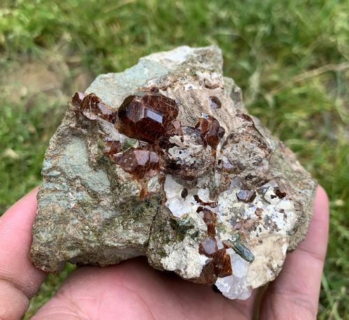 548 Gram Very Beautiful Natural Garnet Specimen (1 of 4)