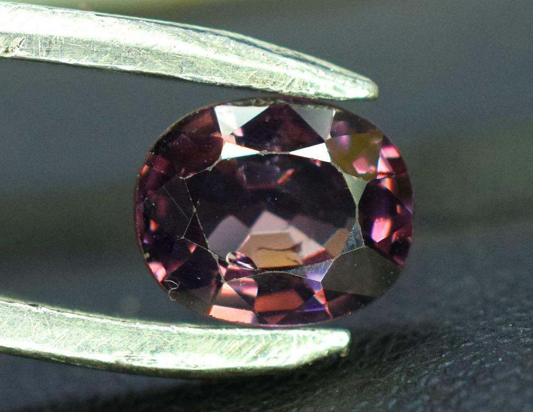 1.55 carats Oval Cut Top Grade Eye Clean Natural Purple: No Reserve! Materials: spinel, burmese spinel, burma Carat weight: 1.55 Description 1.55 carats Oval Cut Top Grade Eye Clean Natural Purple Color Spinel Loose Gemstone From Burma weight : 1.55 Carats 
