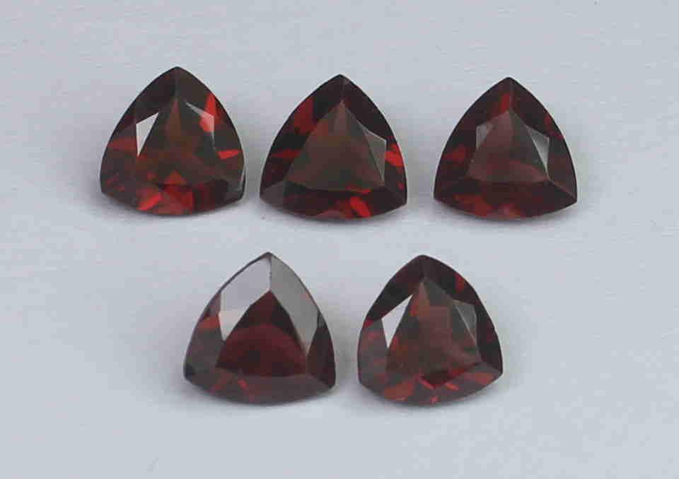 4.50 Cts Natural Almandite Garnet Lot (1 of 4)