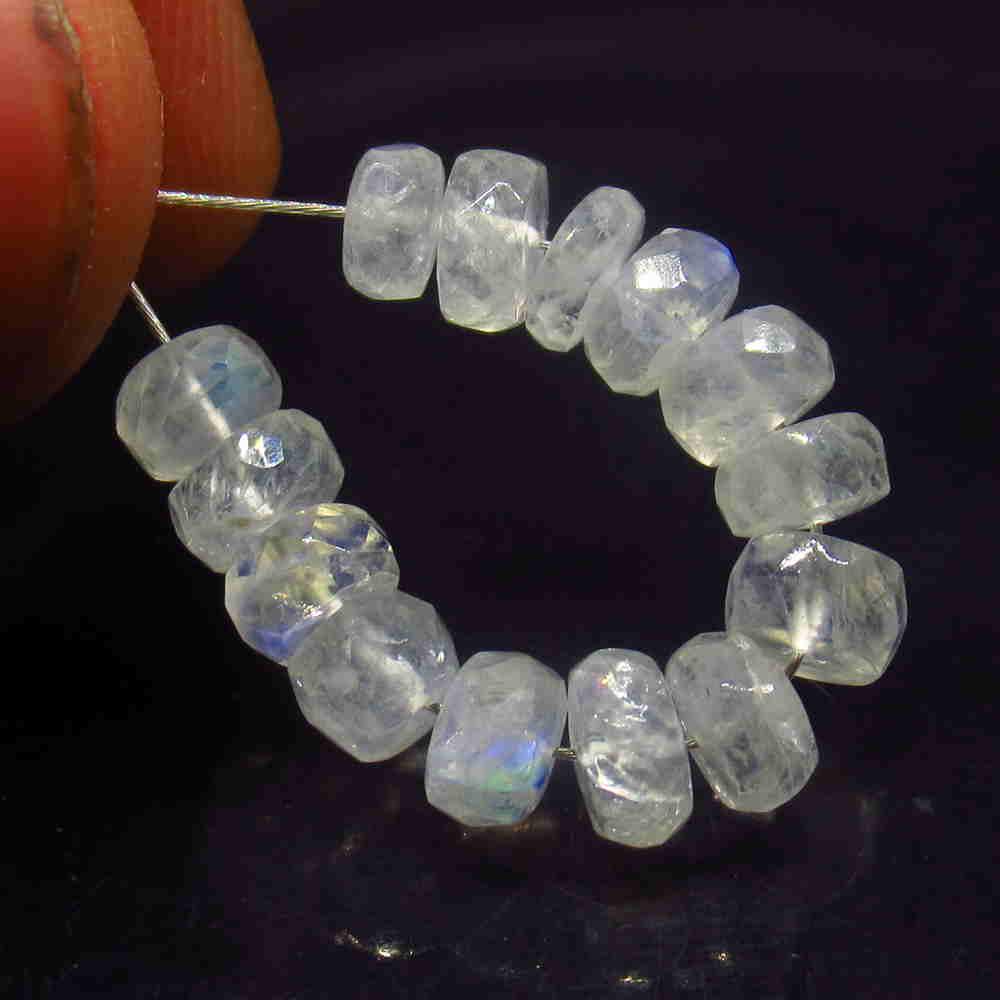 8.20 Ctw Natural 14 Drilled Blue Moonstone Round Beads: No Reserve! Title: 8.20 Ctw Natural 14 Drilled Blue Moonstone Round Beads Color/Clarity: Transparent Gemstone:Blue Moonstone Beads Carat Weight: 8.2 Size/Dimensions: 4.30 to 5.10 mm / 14 PC's Addition