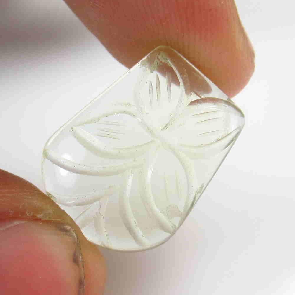 15.31 Ctw Natural Lemon Quartz Carving: No Reserve! Title: 15.31 Ctw Natural Lemon Quartz Carving Color/Clarity: Transparent Gemstone:Lemon Quartz Carat Weight: 15.31 Size/Dimensions: 20.00 x 15.50 x 15.50 mm Additional Information: Good Lu