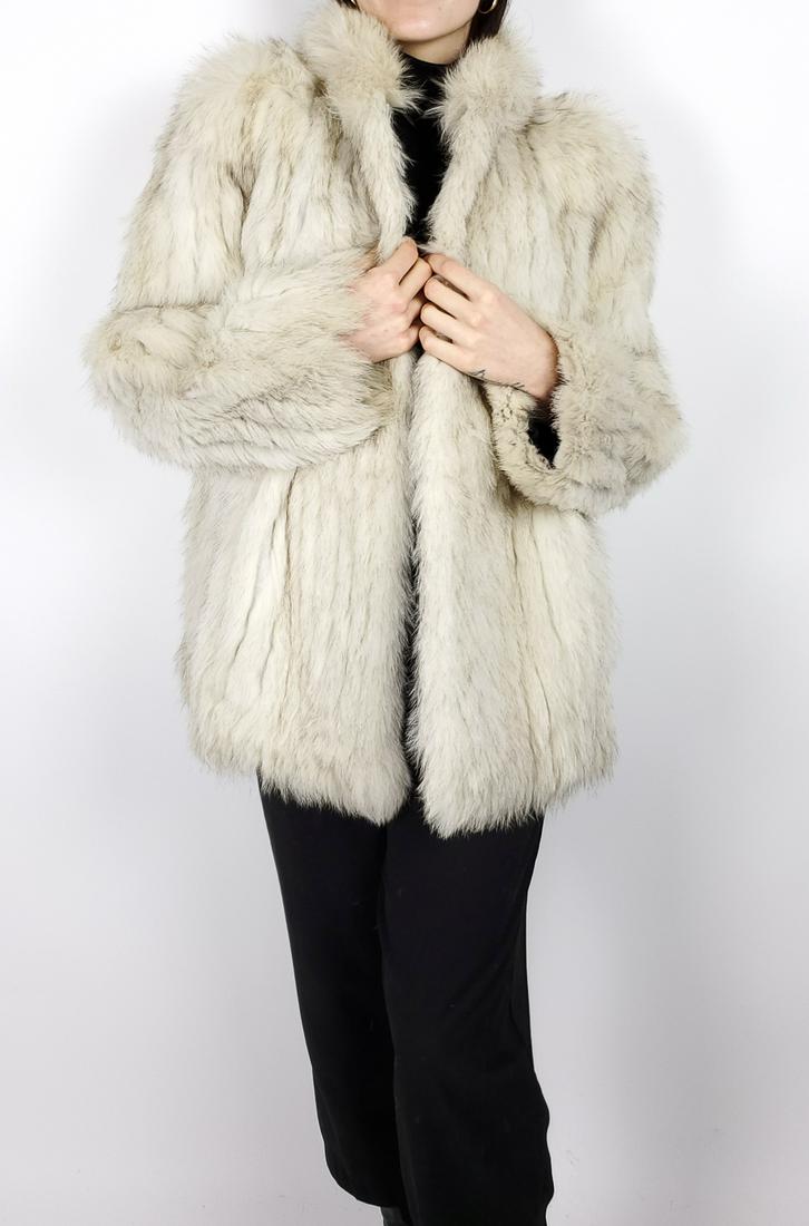 BLUE FOX FUR JACKET SIZE M (1 of 7)