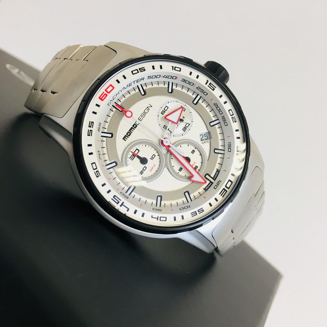 MomoDesign Pilot Chronograph (1 of 12)