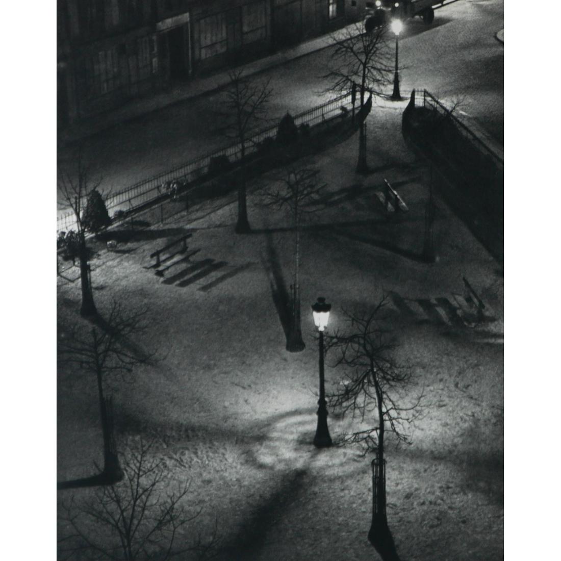 ANDRE KERTESZ - Evening Square, 1927, Paris (1 of 1)