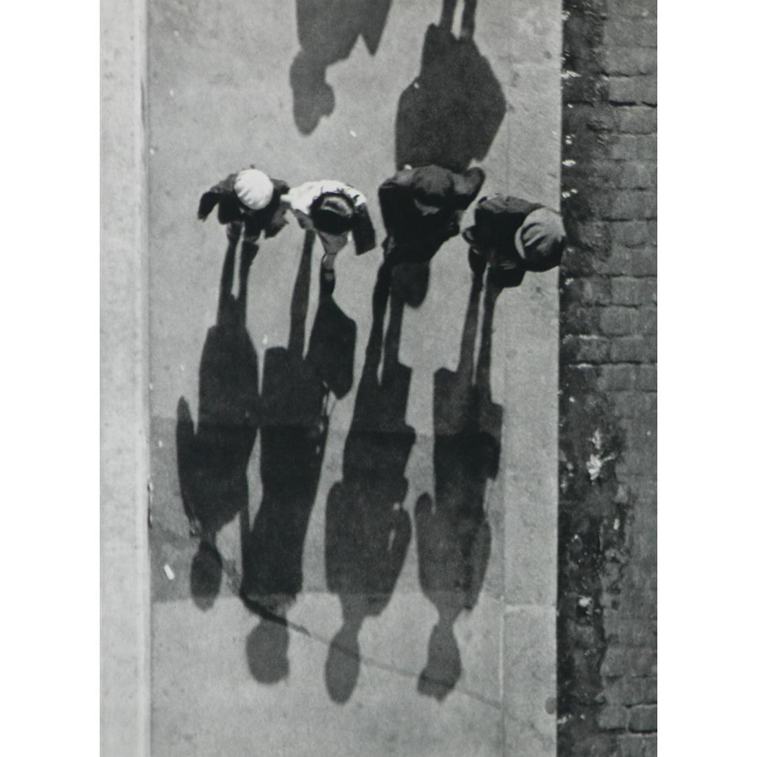 ANDRE KERTESZ - Shadows, 1931, Paris (1 of 1)